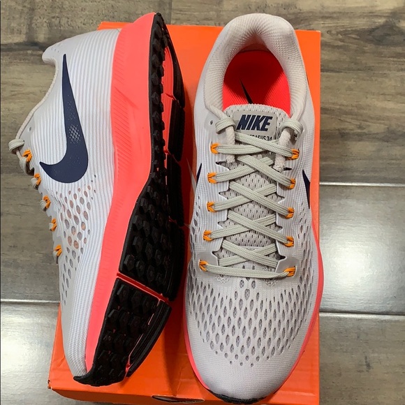 NIKE AIR ZOOM PEGASUS 34 - Picture 8 of 16